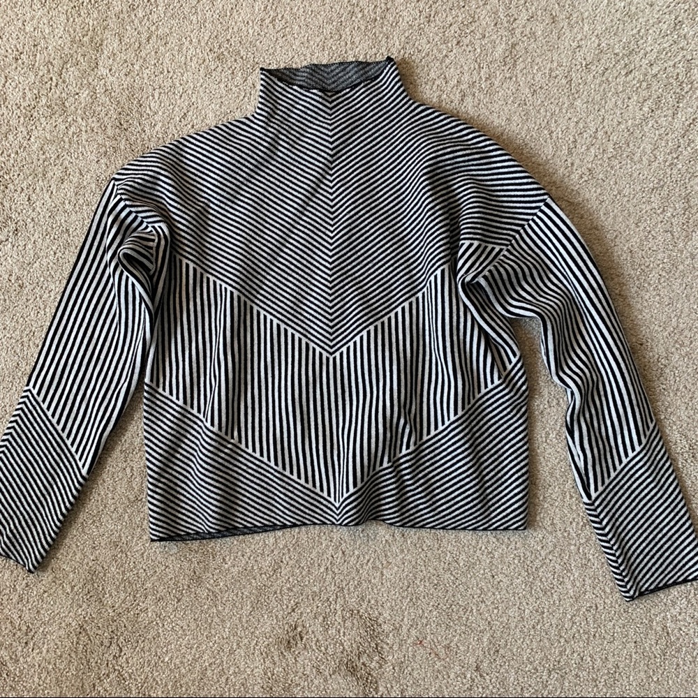 Cynthia rowley mock neck sweater
